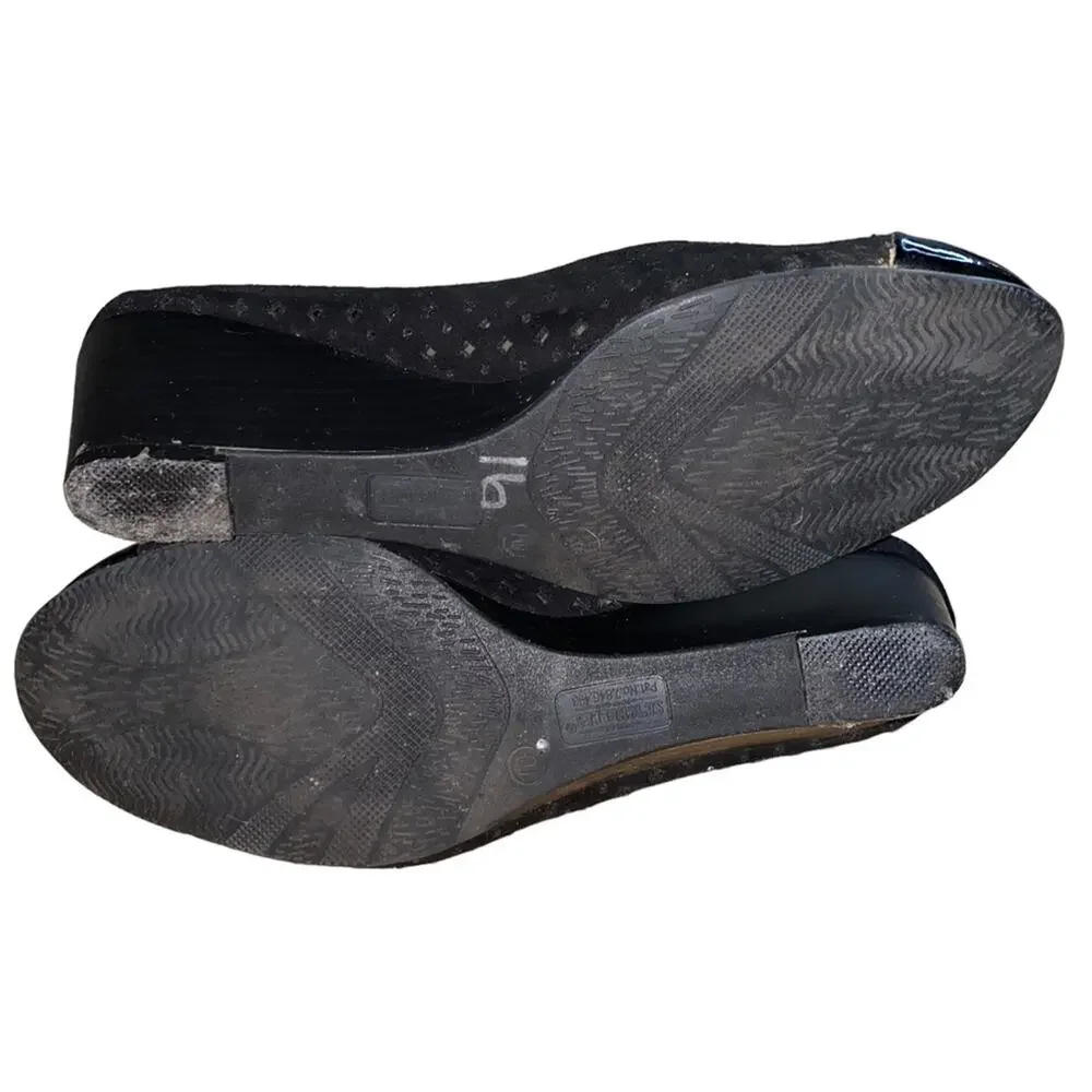 Seychelles Black Suede Wedge Heels Size 10 Cap Toe Laser Cut Comfort Shoes‎
